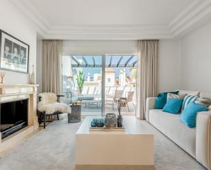 Living room of Attic to rent in Marbella  with Air Conditioner, Heating and Terrace