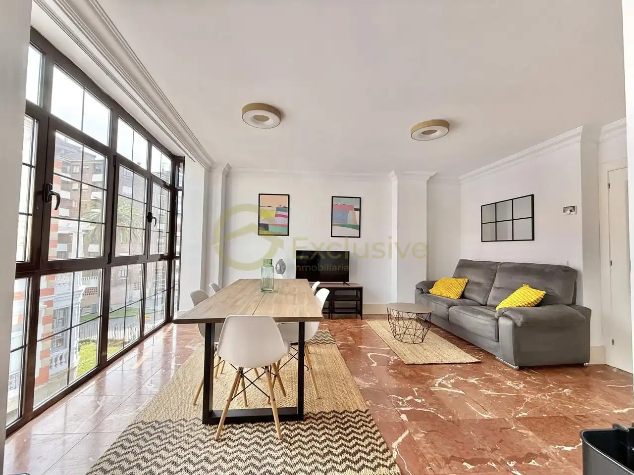 Sala de estar de Casa o chalet en venta en Avilés con Calefacción, Parquet y Trastero