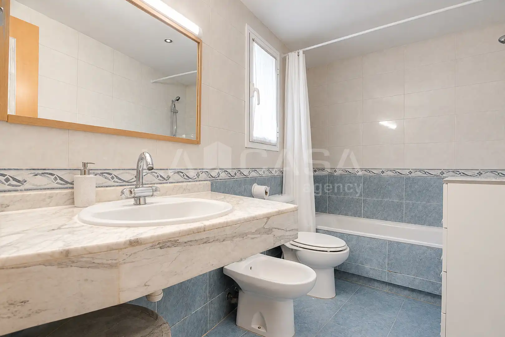 Baño de Piso en venta en Can Tintorer - Can Tries