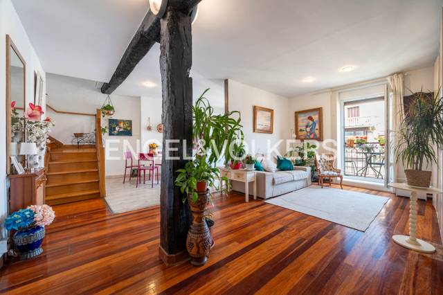 Dúplex en Venta en Sarriegi Plaza en Parte Vieja
