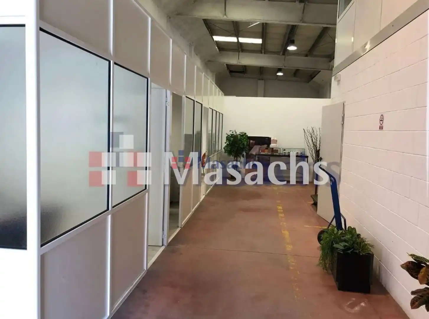 Nave industrial en venta en Girona