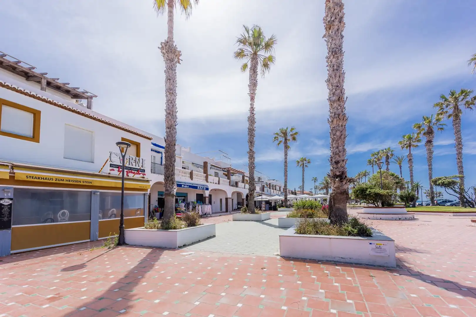 Local en venda a Calle Calle Paseo Marítimo, 1, Salobreña Costa