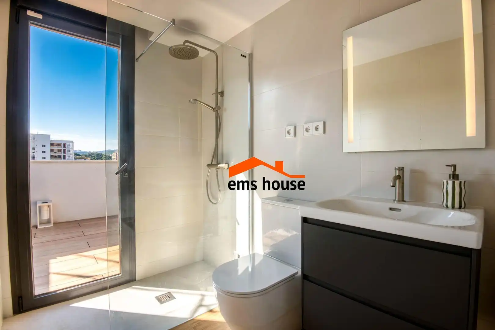 Ático en venta en Calonge i Sant Antoni con Terraza, Trastero y Amueblado
