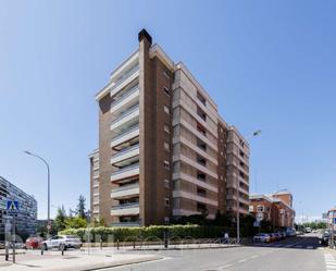 Vista exterior de Pis en venda en  Madrid Capital amb Aire condicionat, Calefacció i Terrassa