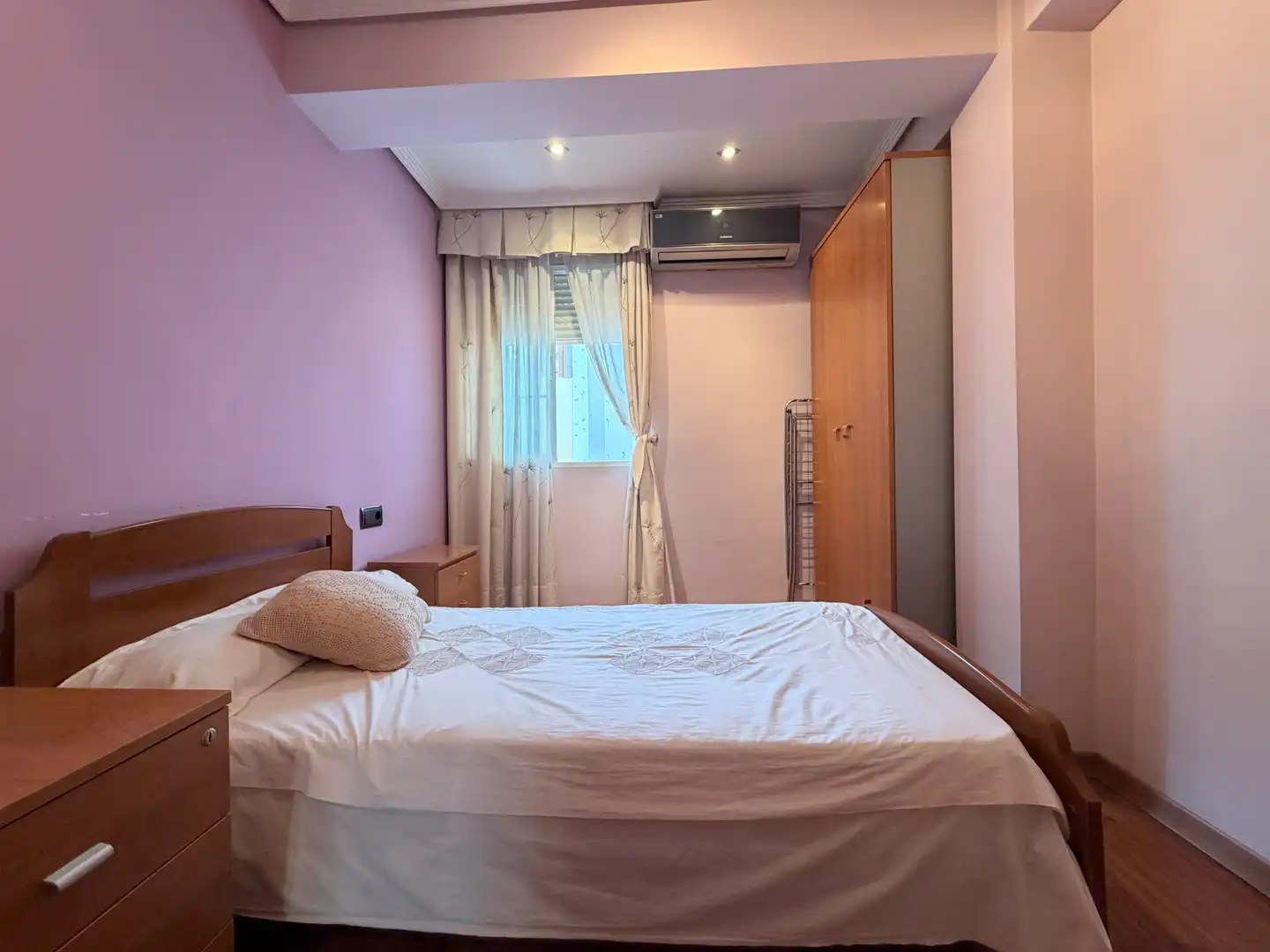 Habitación de Piso en venta en Castellón de la Plana / Castelló de la Plana con Aire acondicionado, Calefacción y Parquet