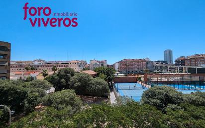 Vista exterior de Pis en venda en  Valencia Capital amb Aire condicionat i Balcó