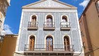 Exterior view of Single-family semi-detached for sale in  Barcelona Capital  with Air Conditioner and Terrace