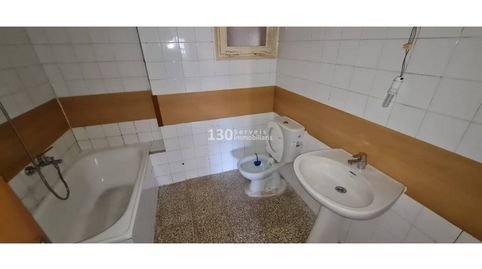 Foto 5 de Piso en venta en Calle Angel Guimera, Centre, Salt