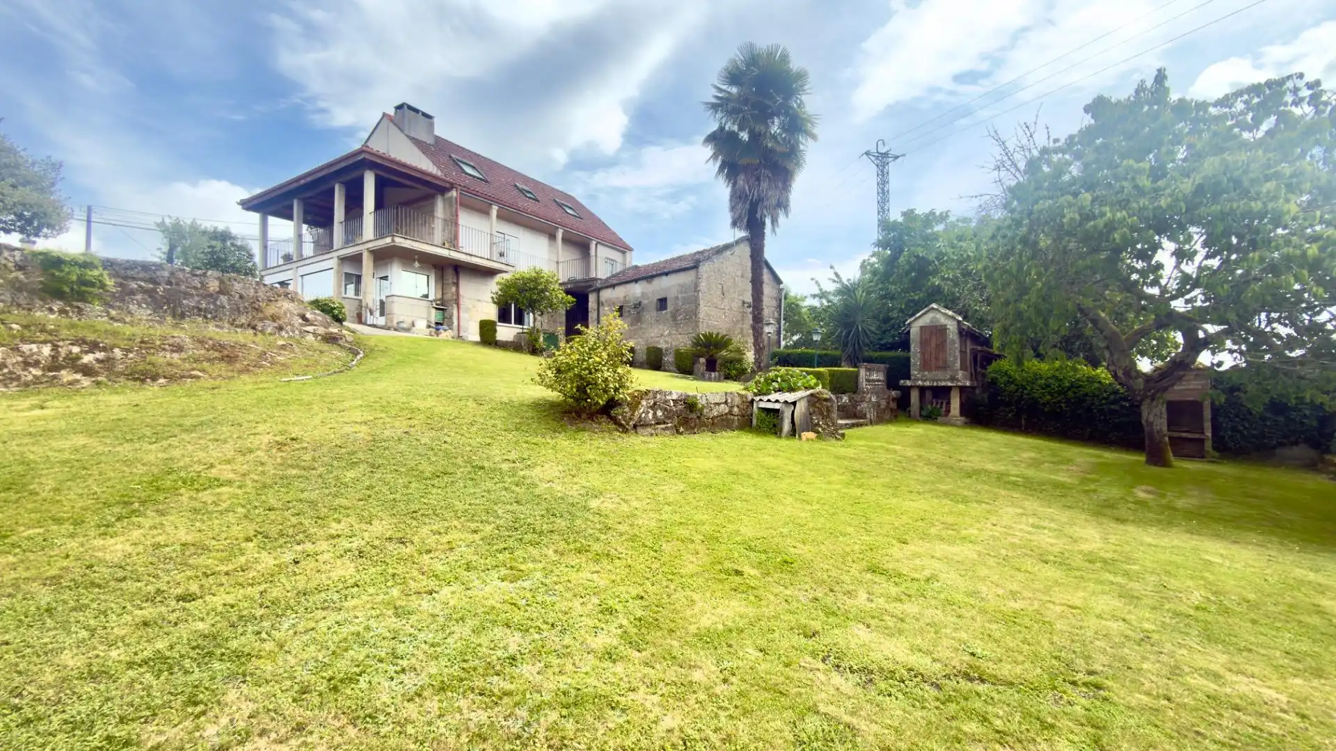 Casa con terraza en venta en Amoeiro, imagen 9