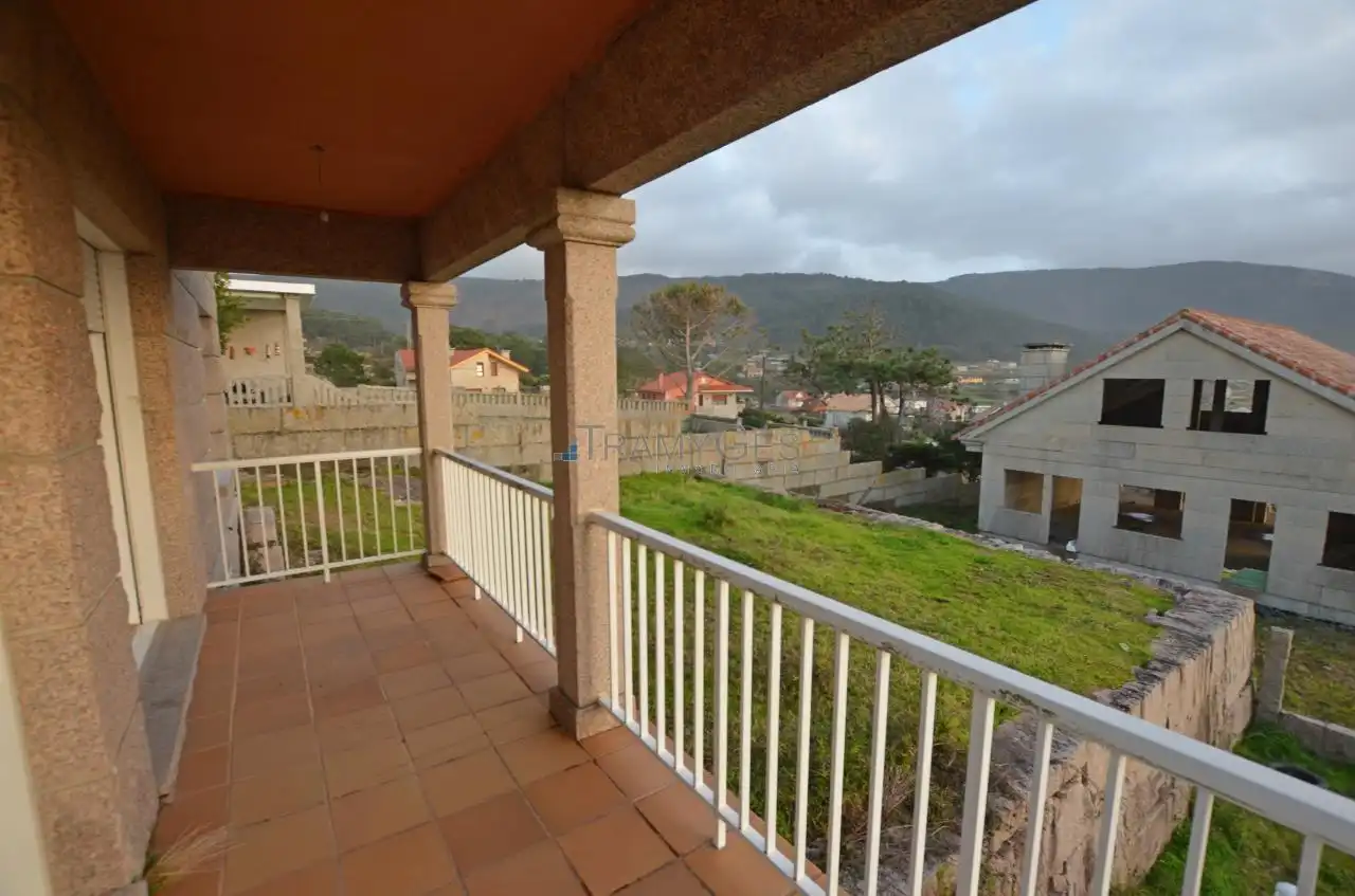 Terraza de Casa o chalet en venta en Oia con Calefacción, Jardín privado y Terraza