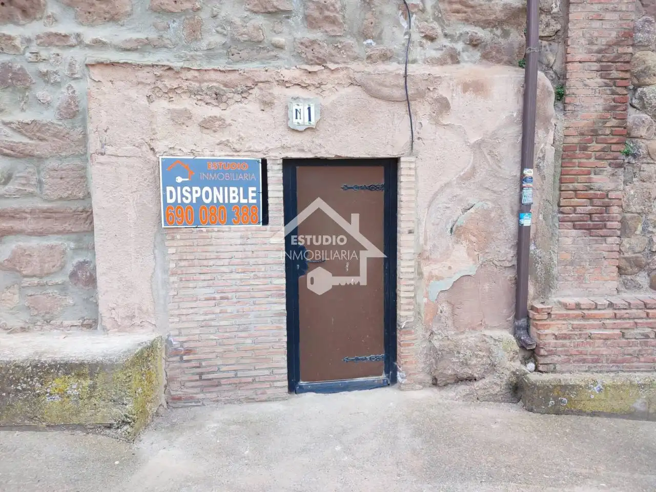 Gebaude zum Verkauf in Sotés