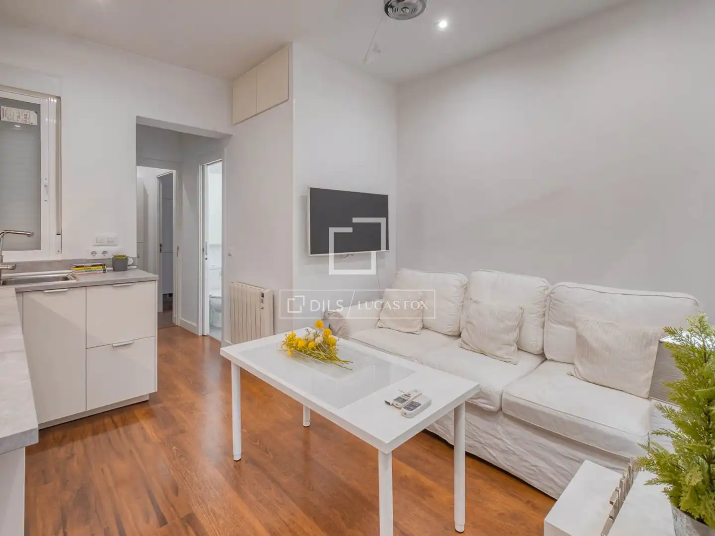 Vista exterior de Piso en venta en Madrid con Aire acondicionado, Parquet y Balcón