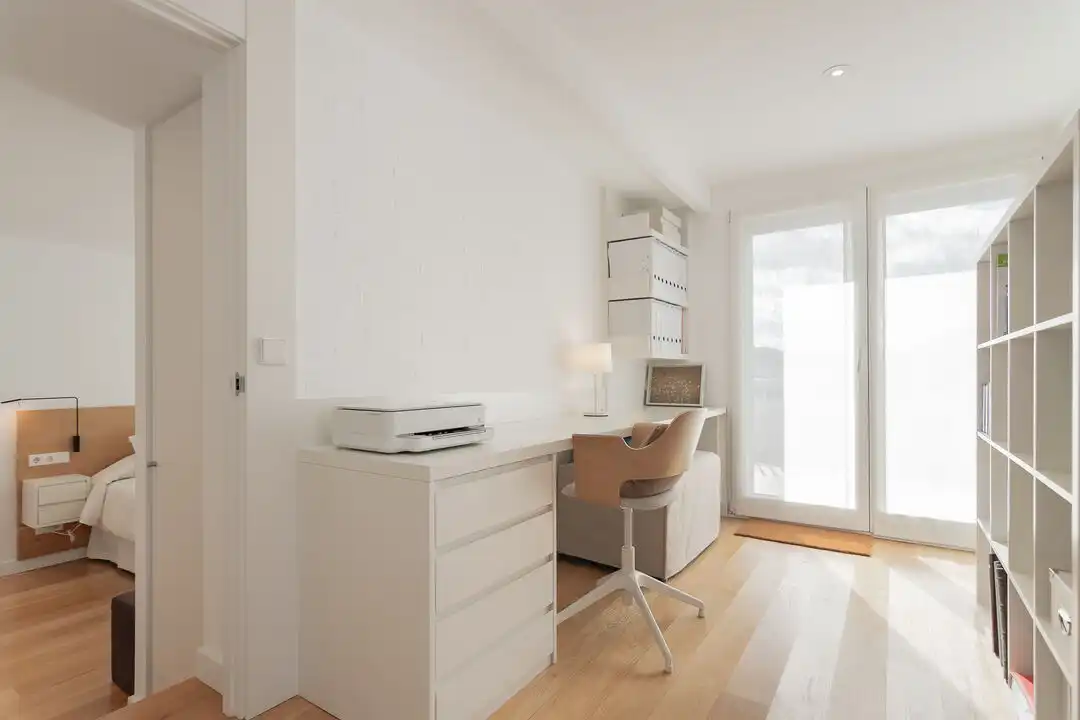 Habitación de Ático en venta en  Pamplona / Iruña con Calefacción, Terraza y Alarma