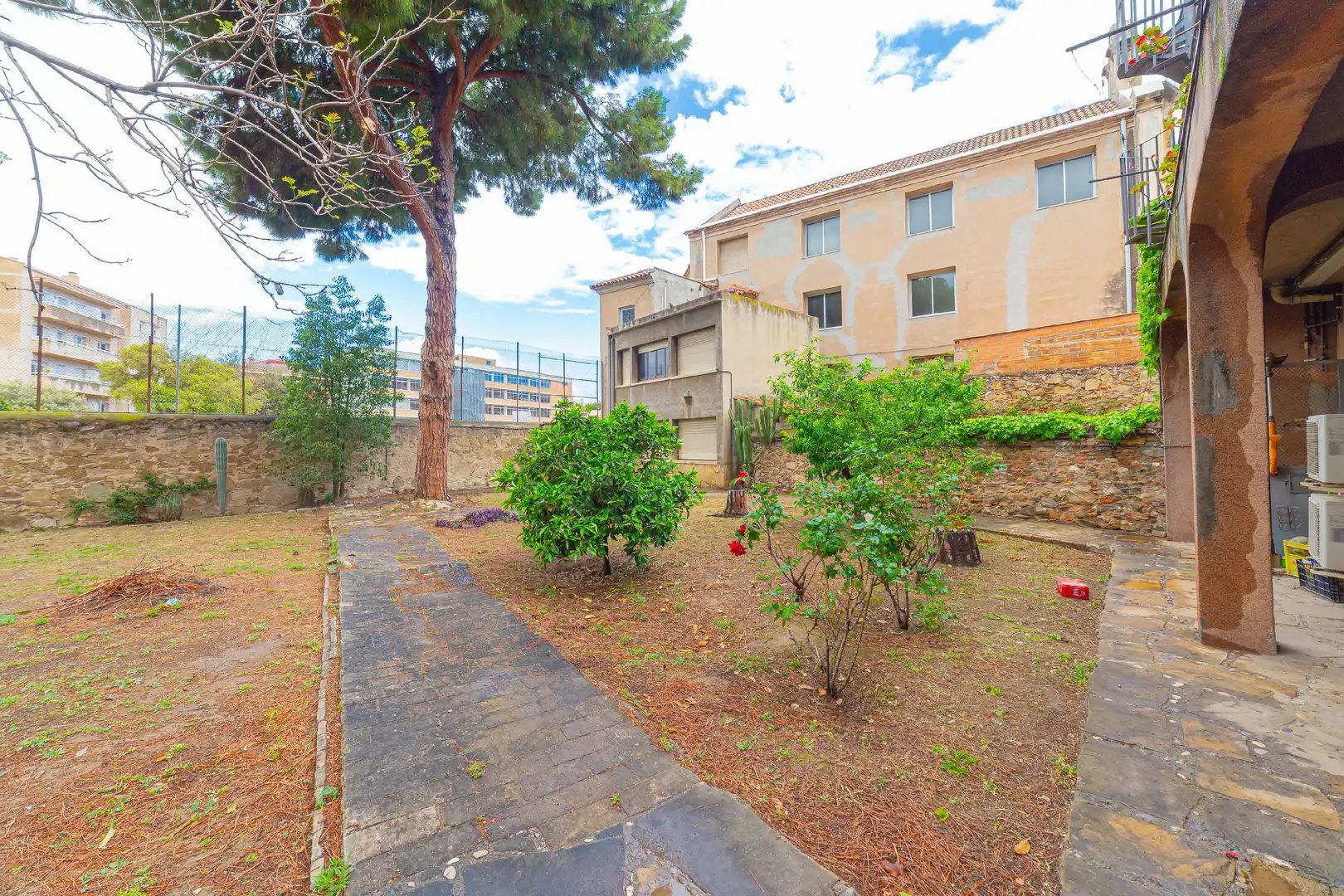 Garden of Houses for sale in Sant Feliu de Llobregat  with Heating, Private garden and Balcony