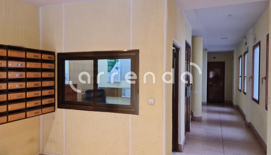 Piso de alquiler en De San Aquilino, Almenara -Ventilla - Imagen 2