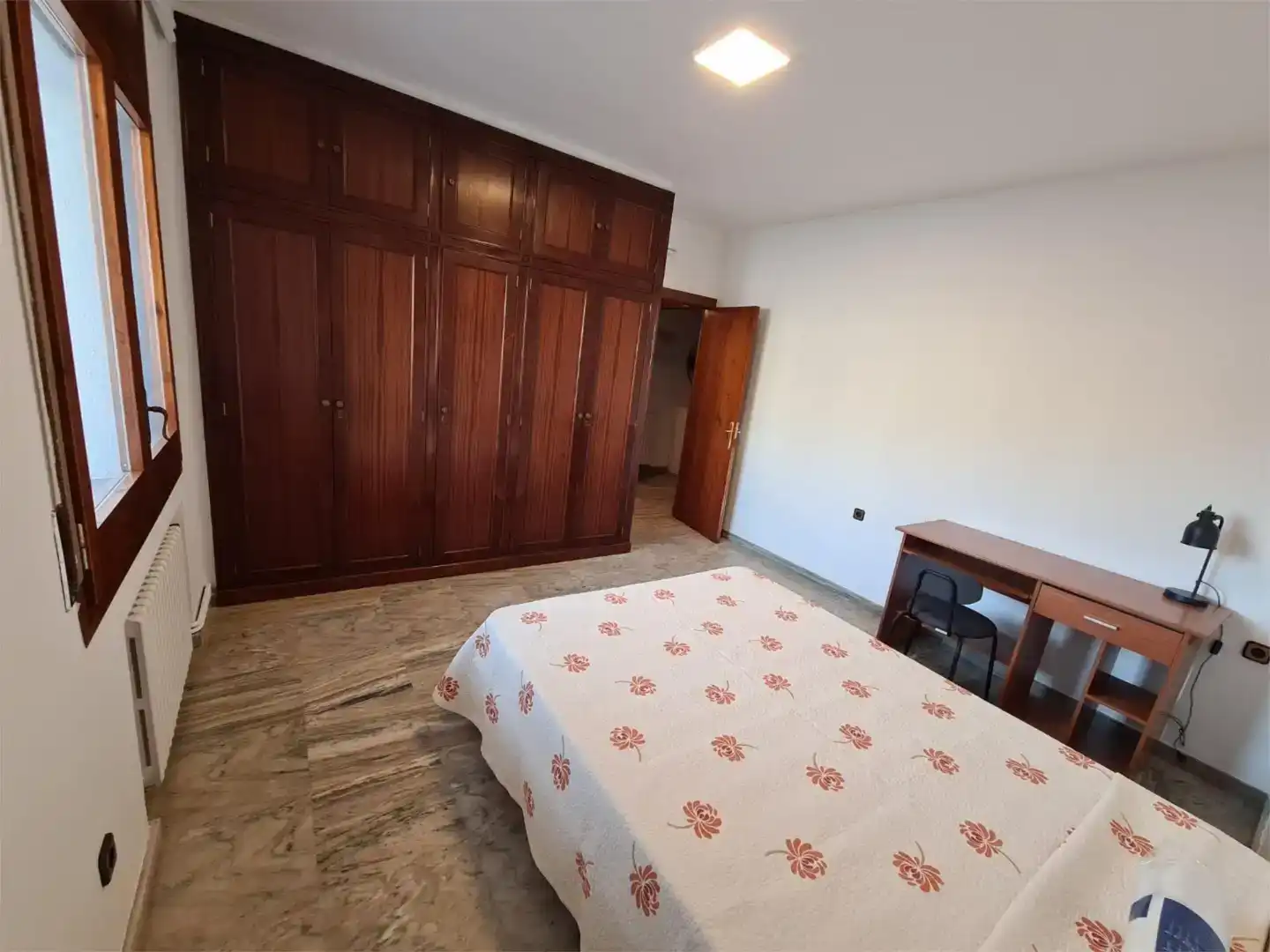 Bedroom of Flat for sale in Vic