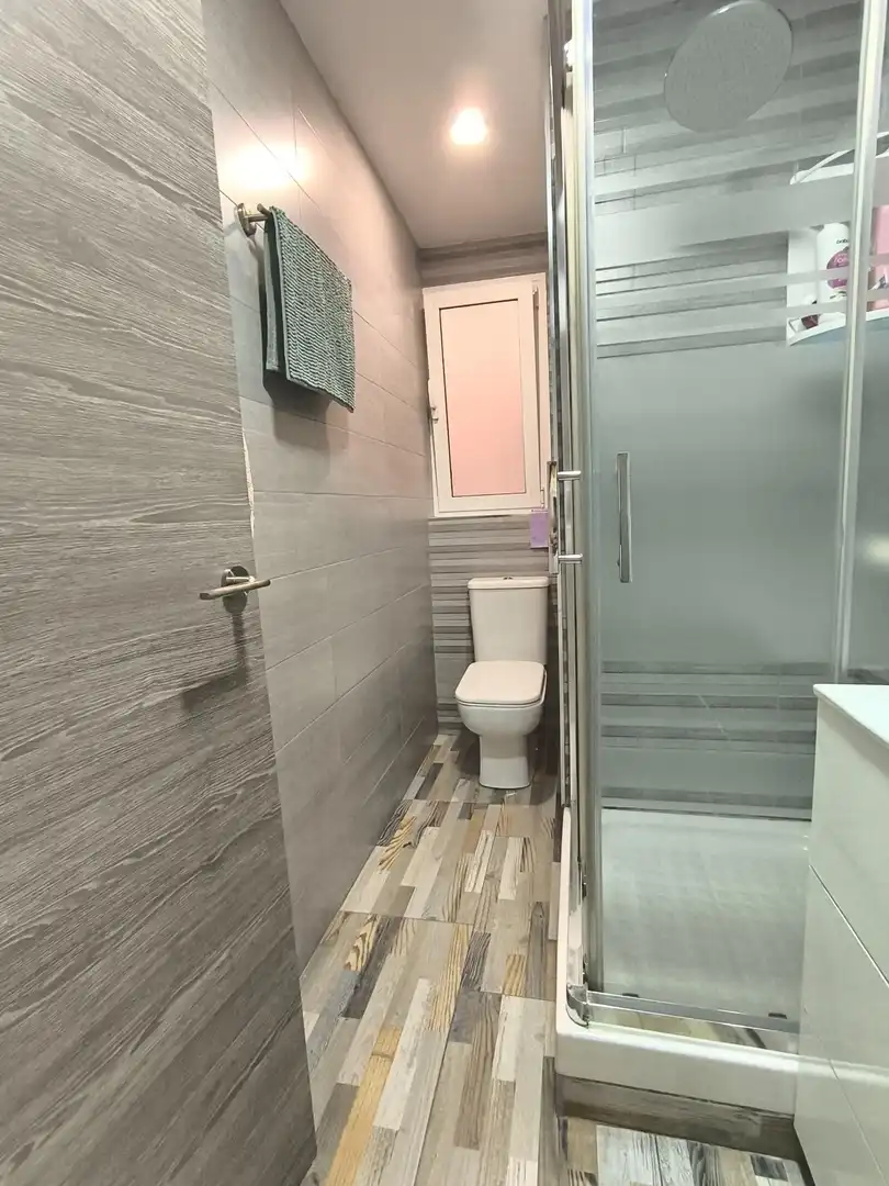 Baño de Piso en venta en Málaga con Aire acondicionado y Amueblado