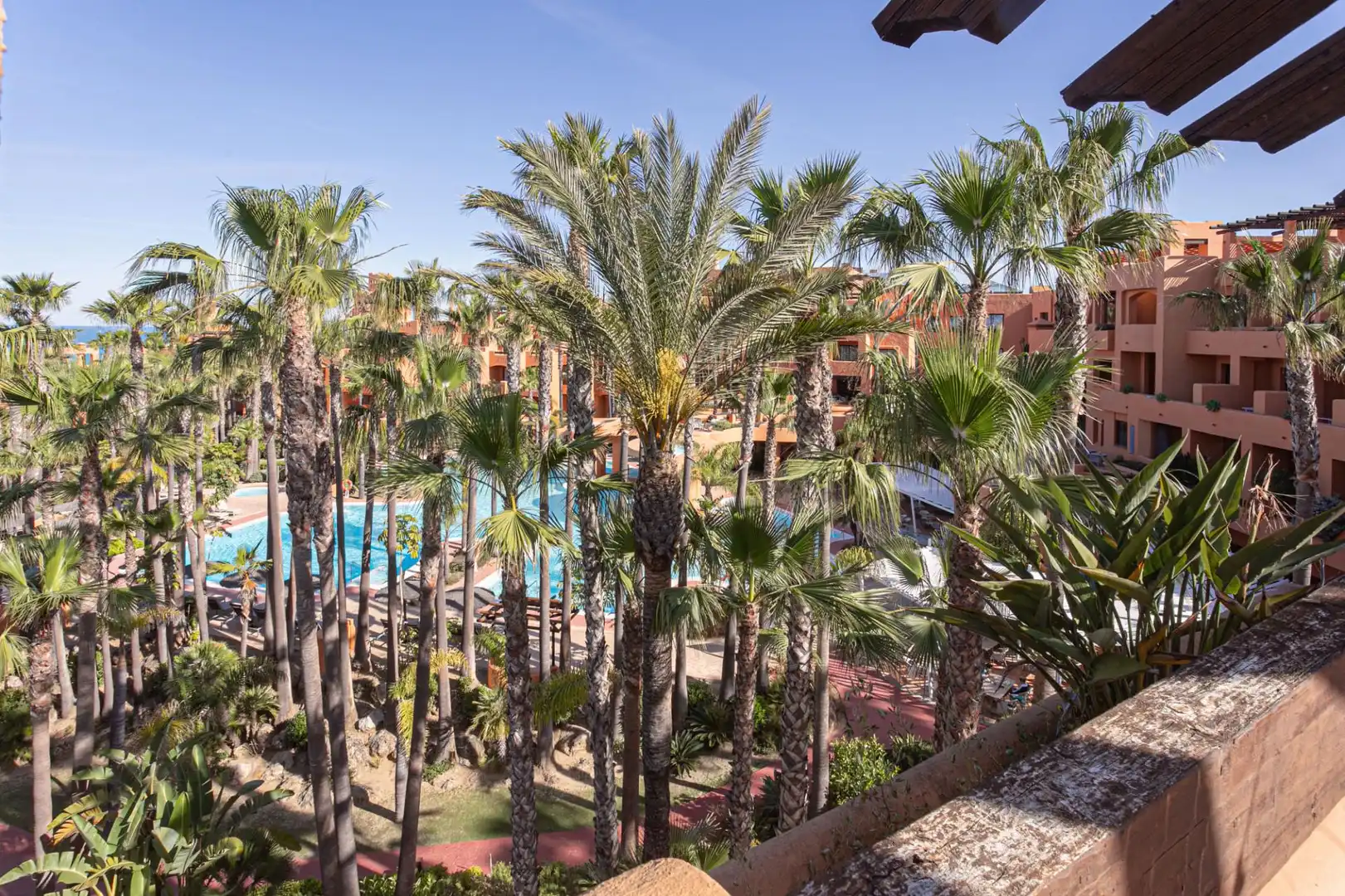 Vista exterior de Apartament en venda en Chiclana de la Frontera amb Piscina comunitària
