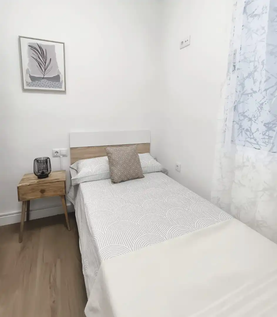 Bedroom of Flat for rent in Castellón de la Plana / Castelló de la Plana  with Furnished, TV and Internet