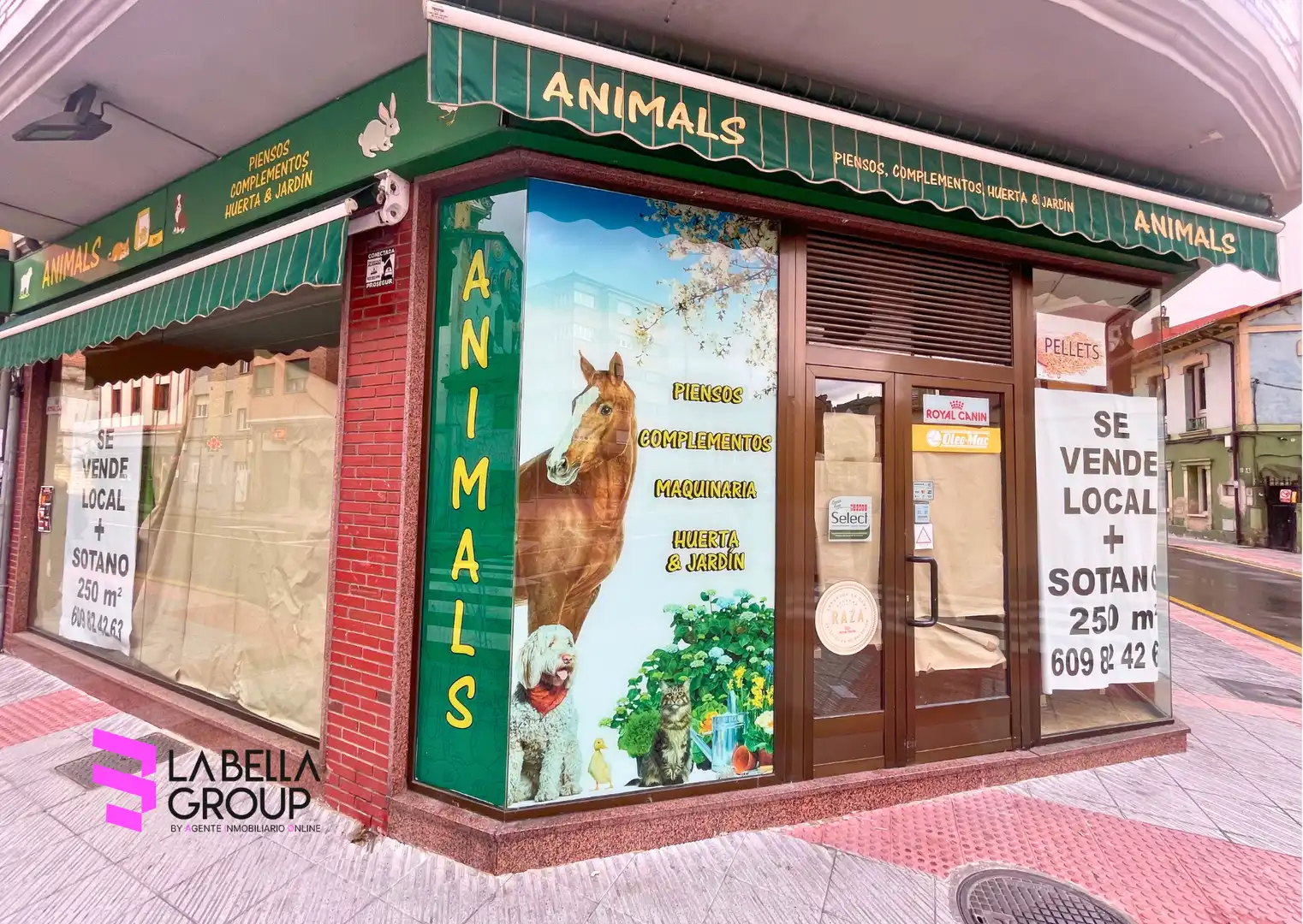 Local comercial en venta en Calle Cervantes, imagen 2