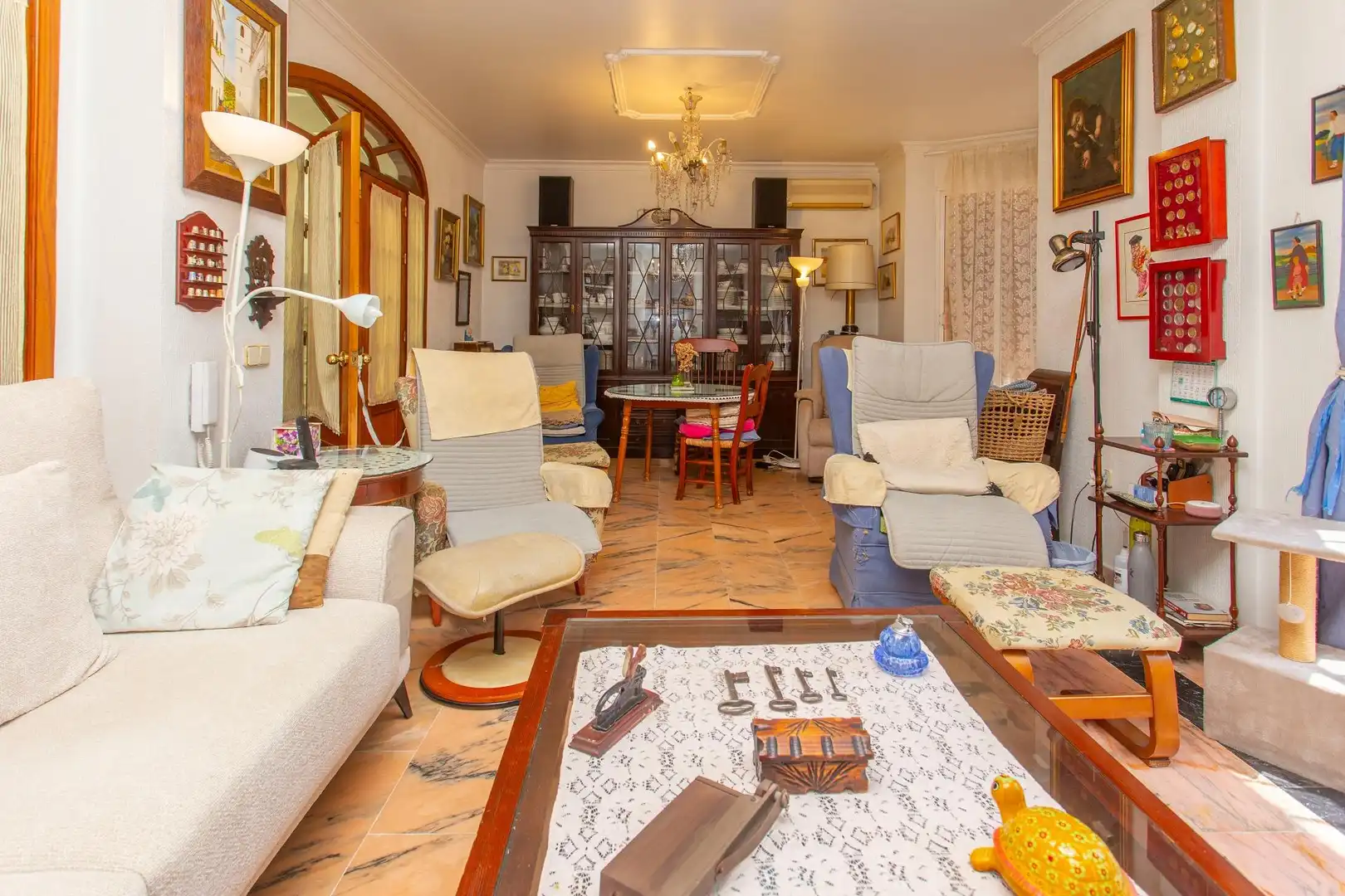 Sala de estar de Casa o chalet en venta en El Puerto de Santa María con Aire acondicionado, Calefacción y Jardín privado