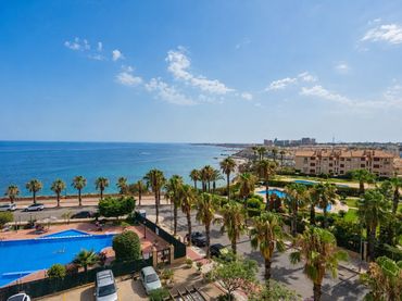 Apartment with pool for sale in Orihuela Costa