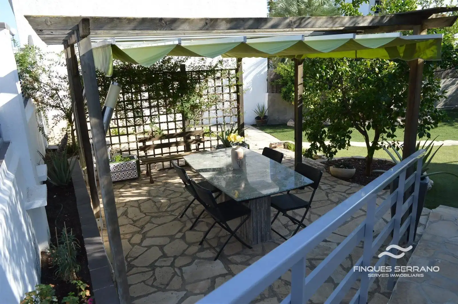 Terraza de Casa o chalet en venta en Vilanova i la Geltrú con Calefacción, Terraza y Trastero