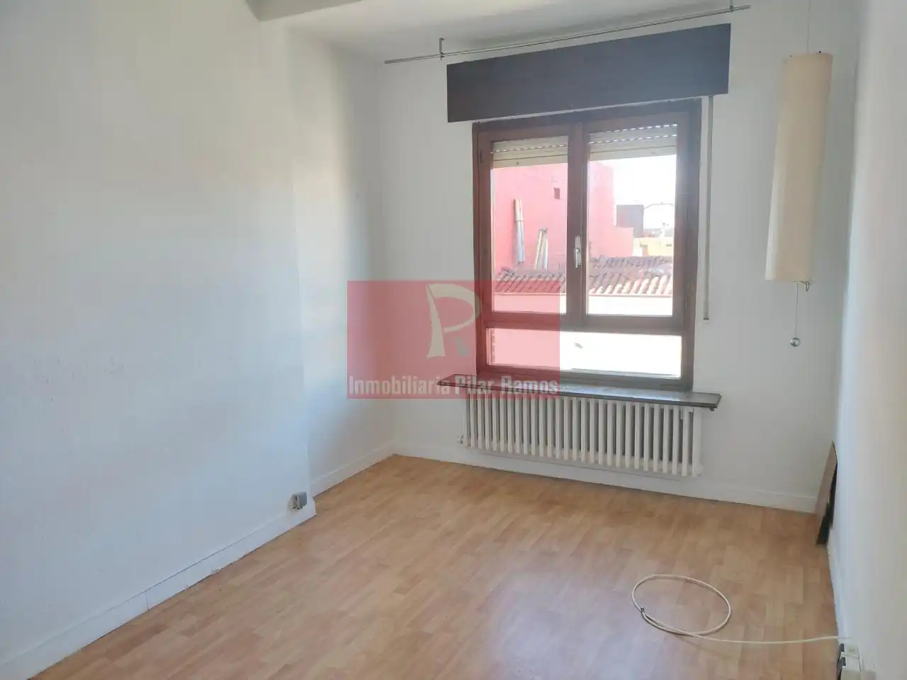 Schlafzimmer von Wohnung zur Miete in León Capital  mit Heizung, Parkett und Terrasse