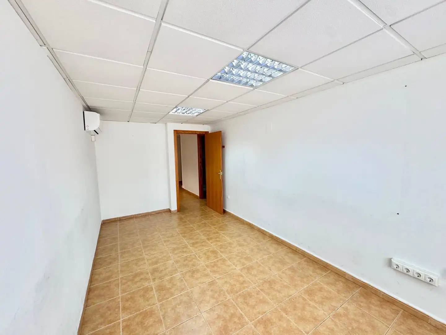 Geschaftsraum zur Miete in Santa Pola