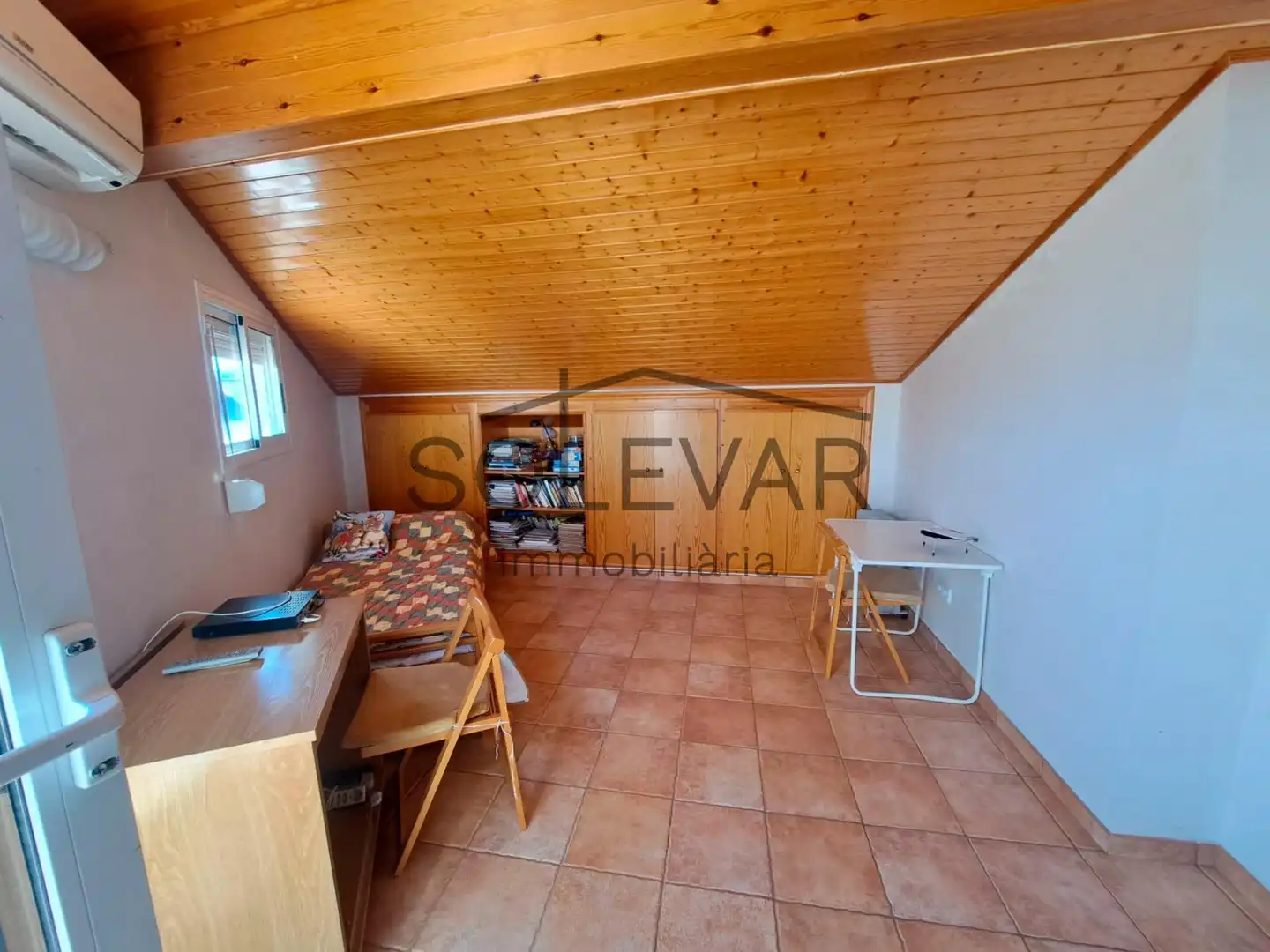 Wohnung zum Verkauf in Tremp mit Klimaanlage, Heizung und Terrasse