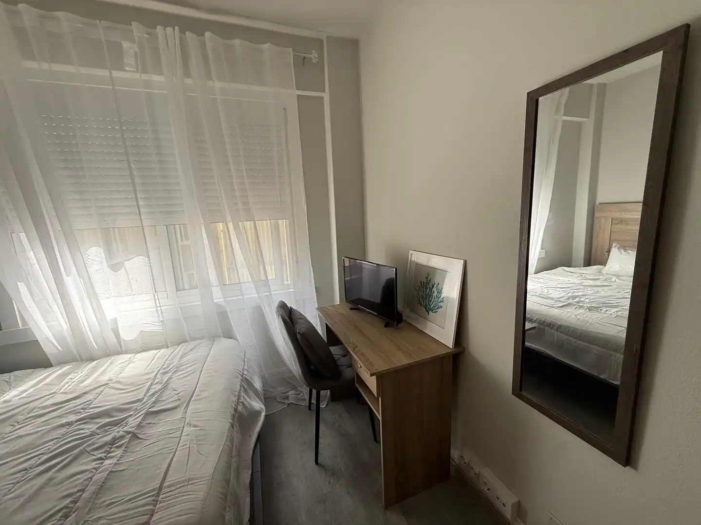 Bedroom of Flat for rent in A Coruña Capital   with Furnished, Oven and Washing machine