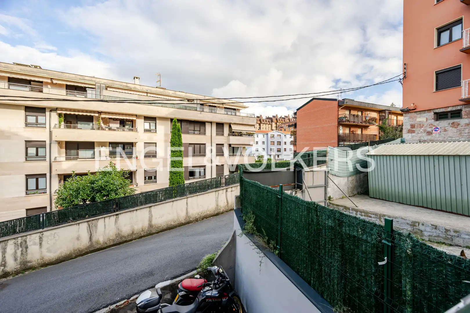 Flat with garden for sale in Zubiaurre Pasealekua, imagen 32
