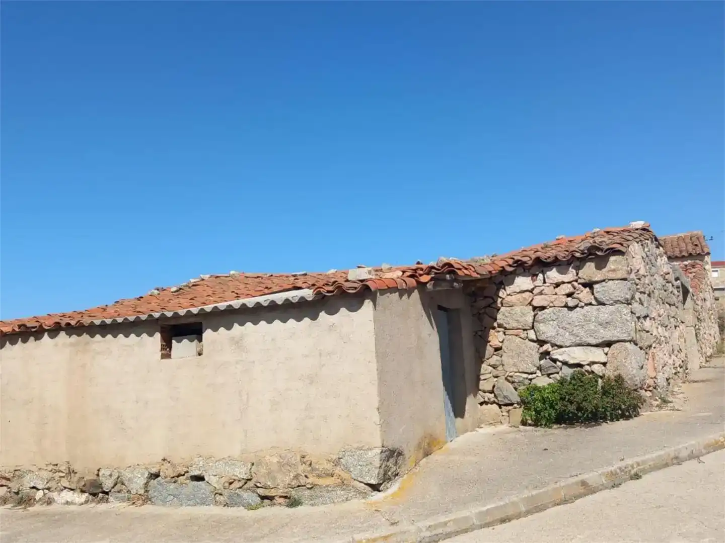 Vista exterior de Residencial en venda en Becedillas, Ávila