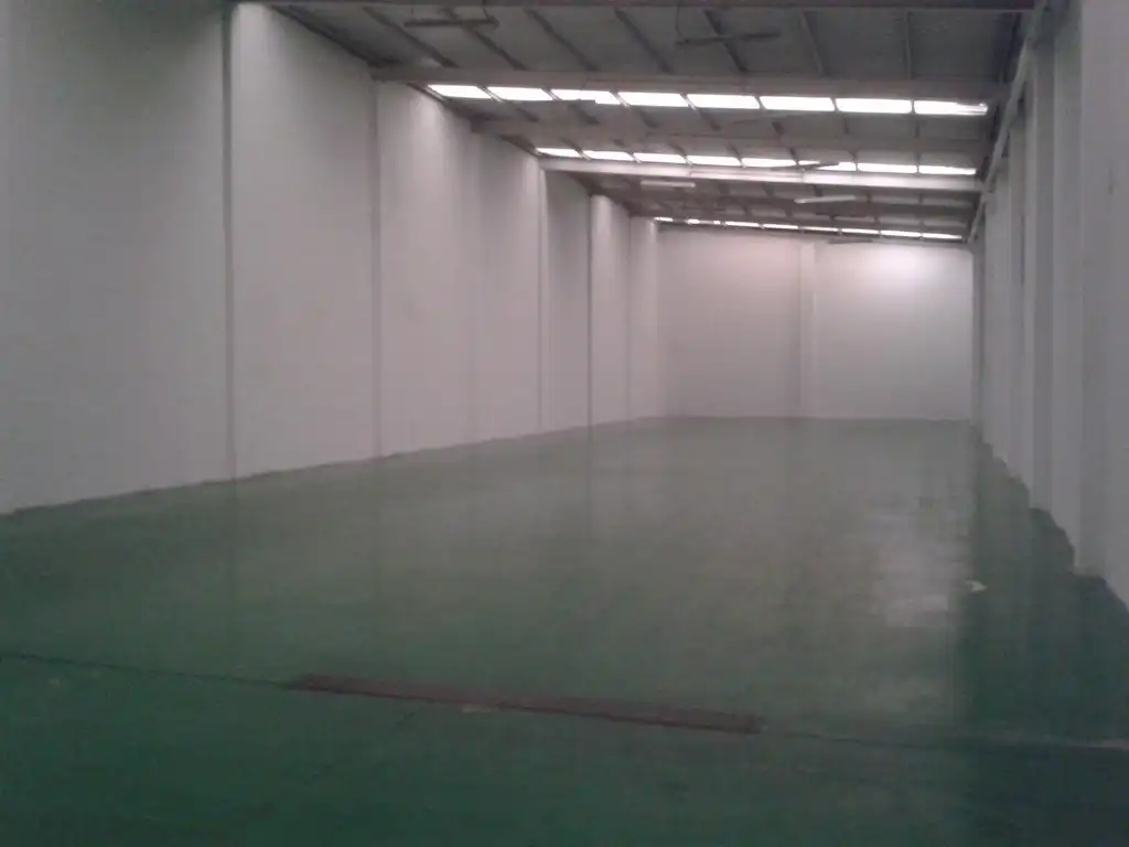 Nau industrial de lloguer a Rúa José María Rivera Corral, imagen 2