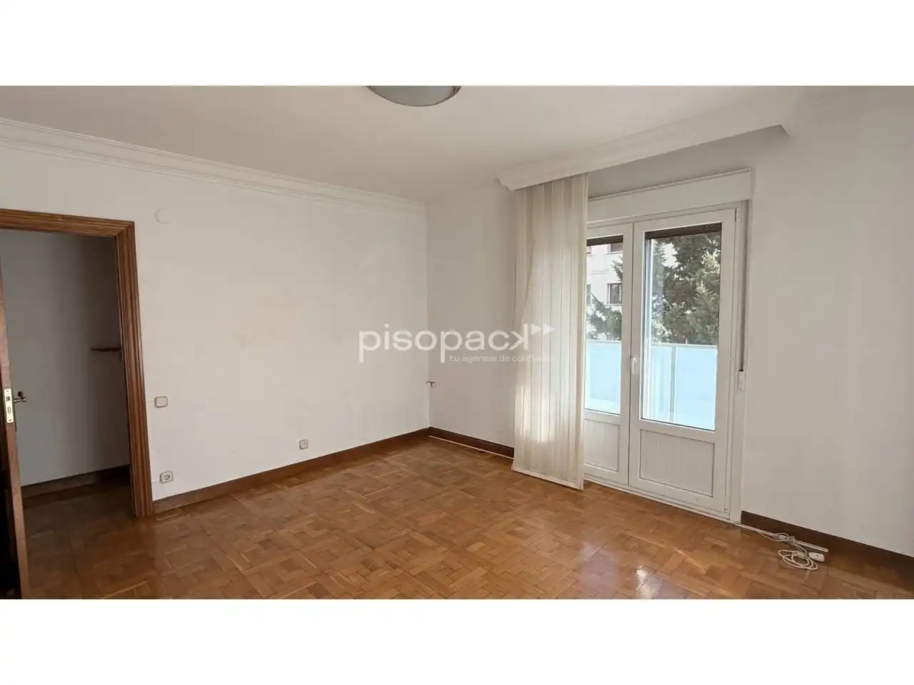 Habitación de Piso en venta en  Pamplona / Iruña con Aire acondicionado, Terraza y Trastero