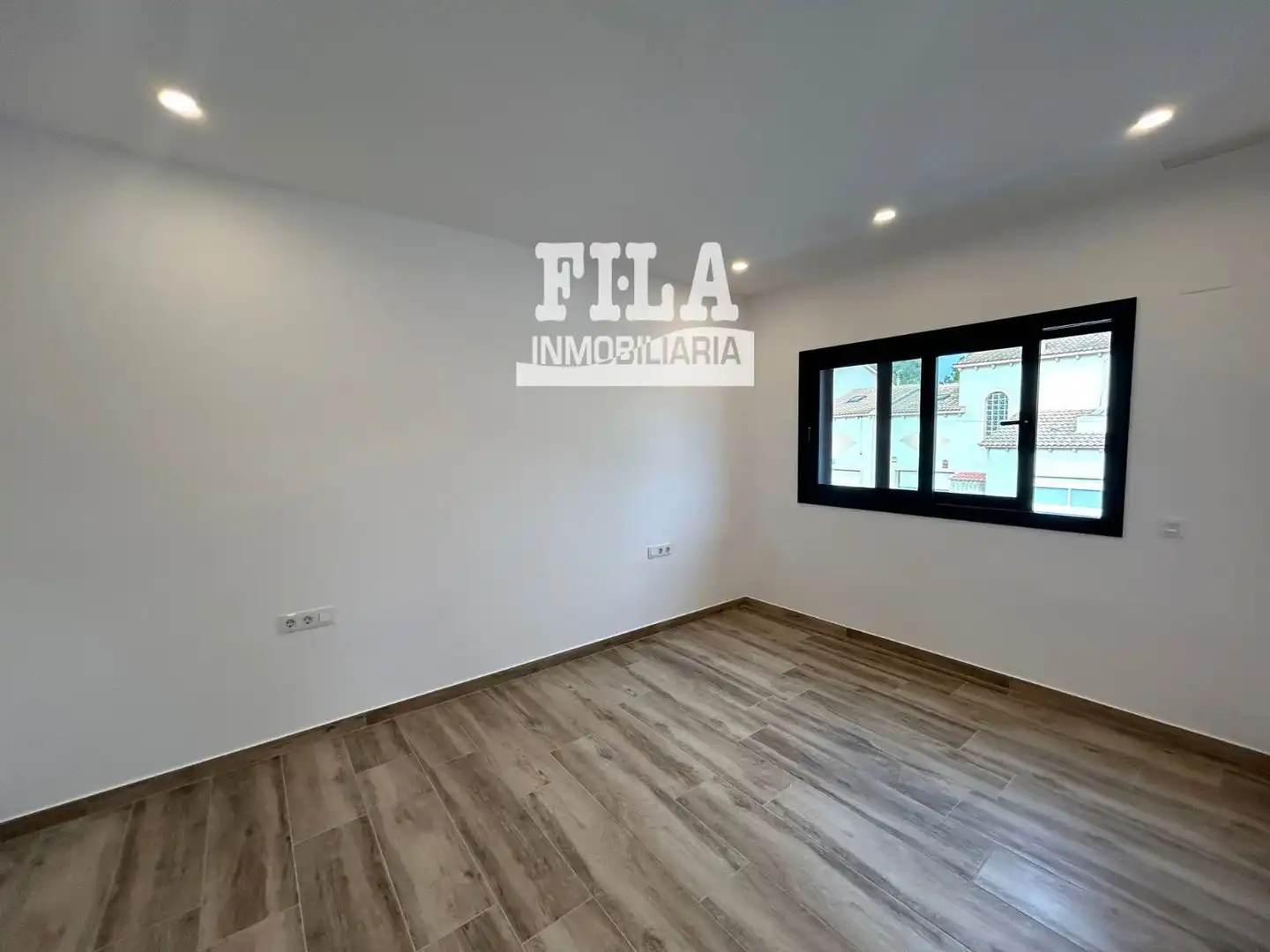 Bedroom of Houses for rent in El Vendrell  with Air Conditioner, Heating and Terrace