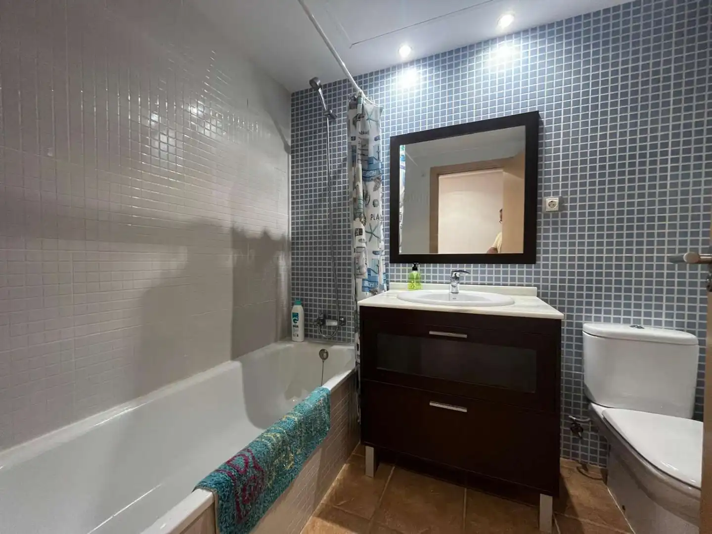 Baño de Apartamento de alquiler en Vera con Aire acondicionado, Calefacción y Terraza