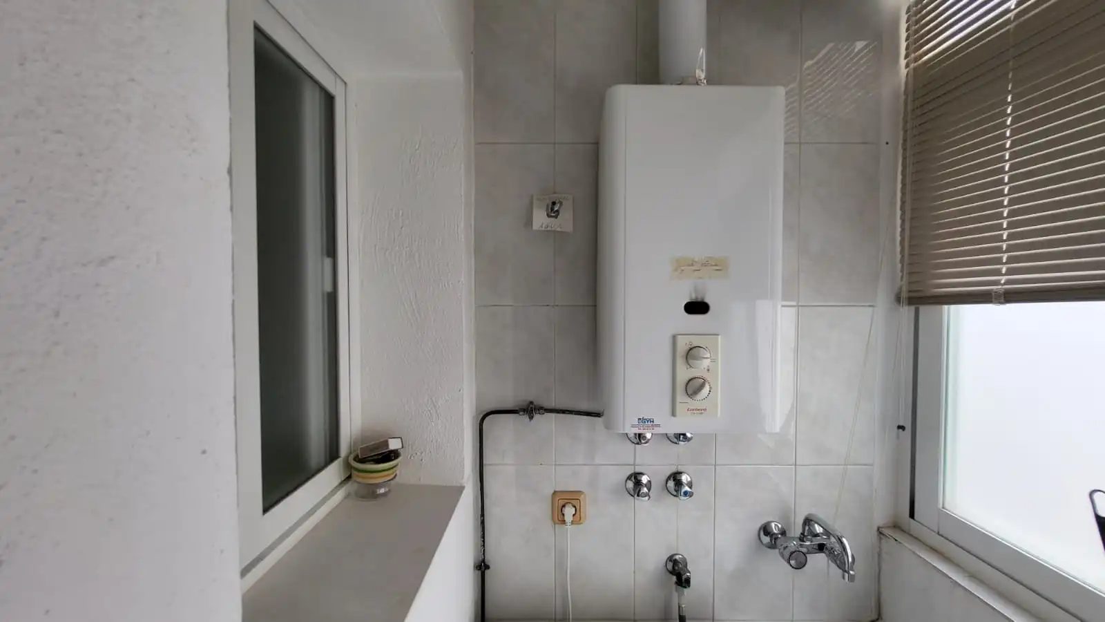 Bathroom of Flat for sale in Rincón de la Victoria  with Terrace, Furnished and Washing machine