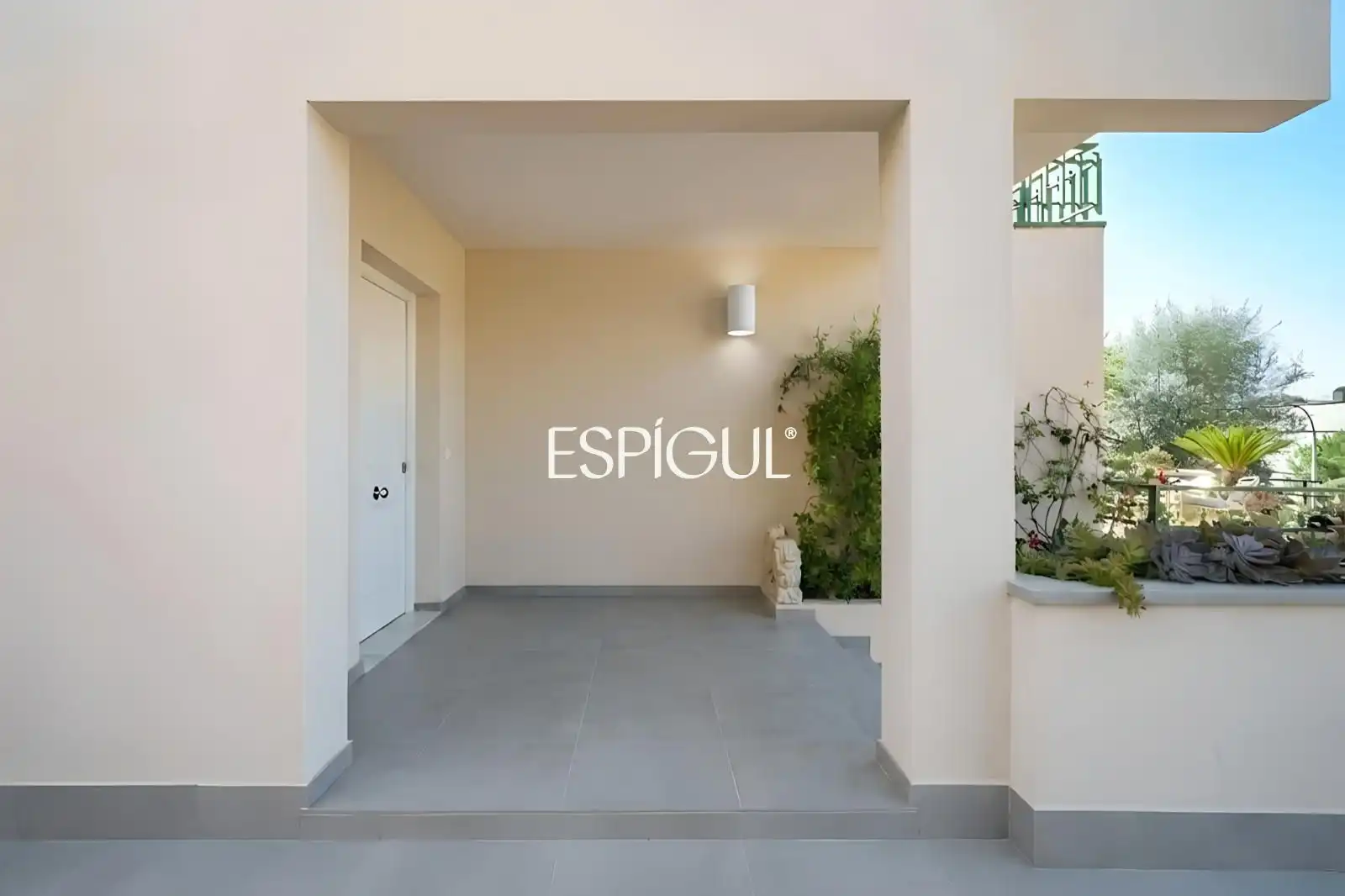 Casa amb terrassa en venda a Comtal, imagen 9