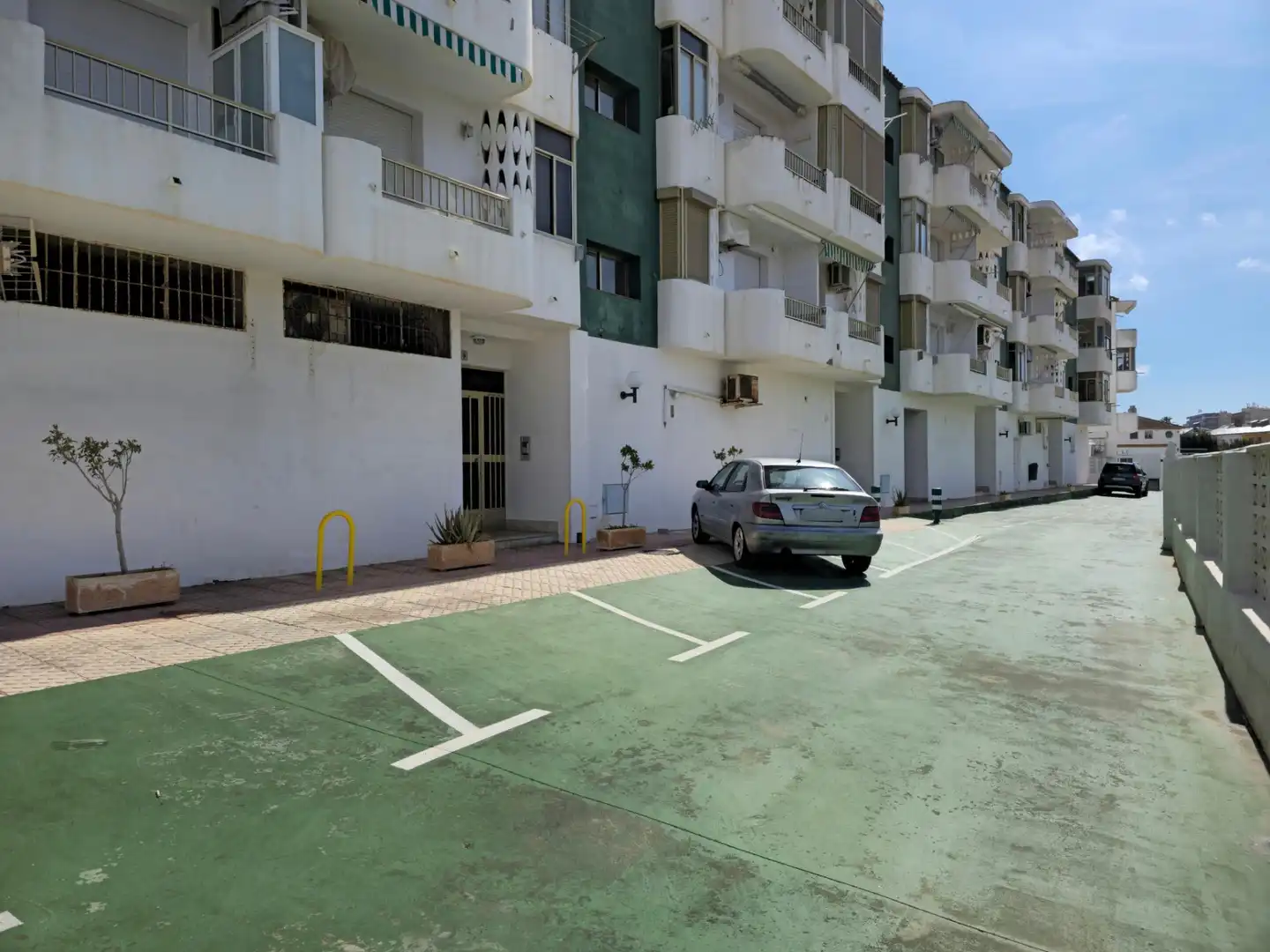 Parkplatz von Wohnung zum Verkauf in La Manga del Mar Menor mit Terrasse und Möbliert