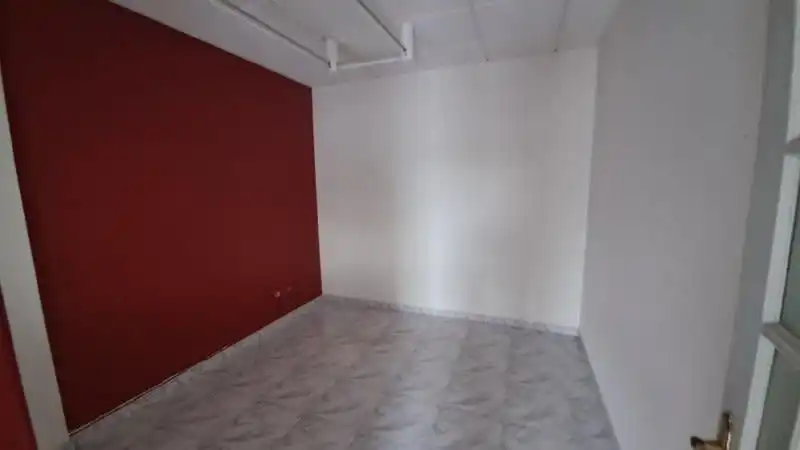 Commercial properties for sale in Bóveda