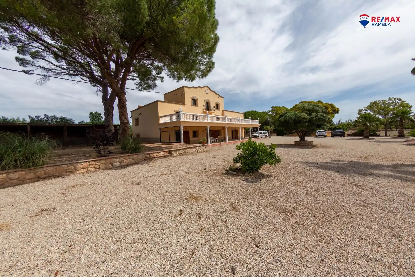 Exterior view of Houses for sale in Valls