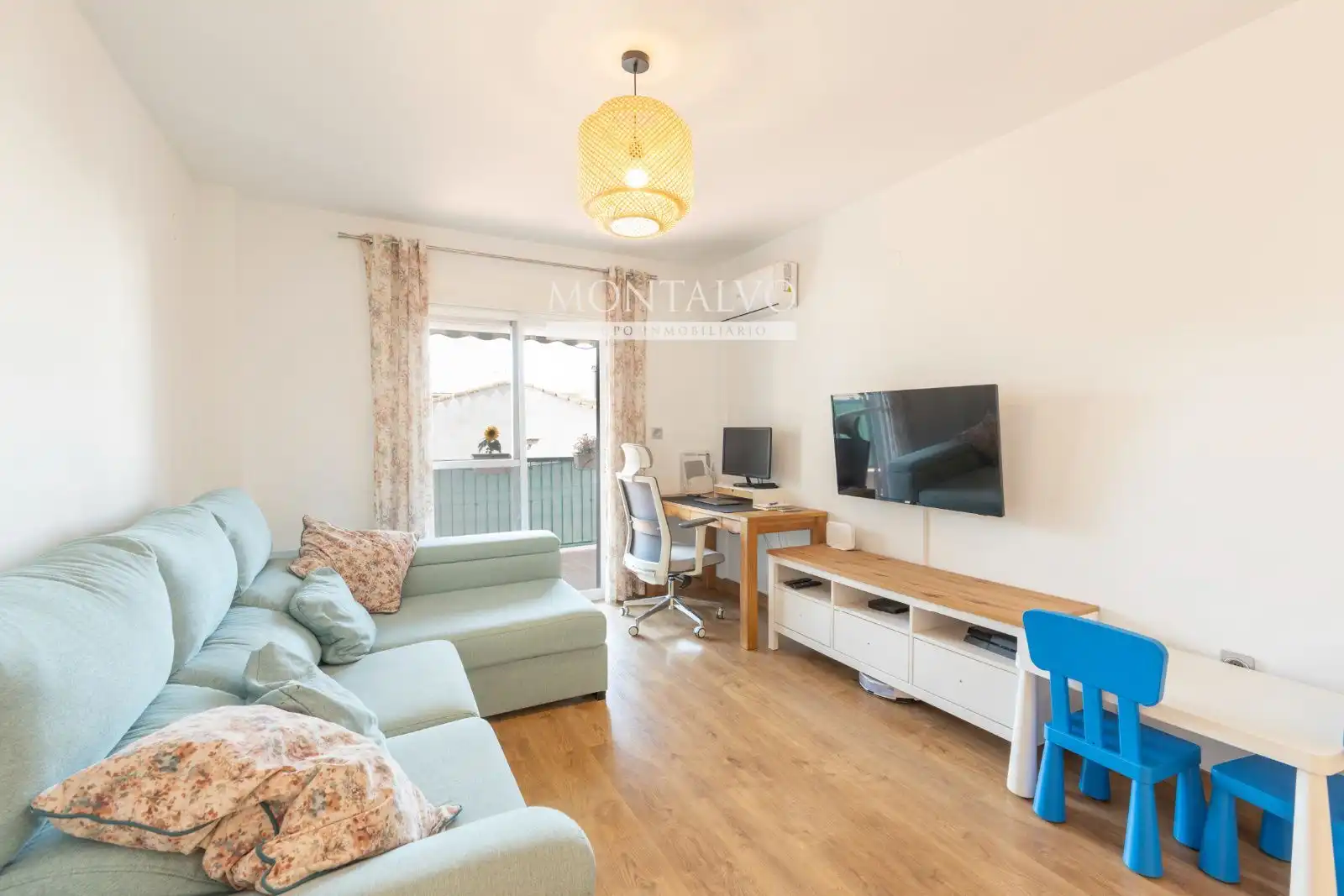 Sala de estar de Piso en venta en Atarfe con Calefacción y Terraza