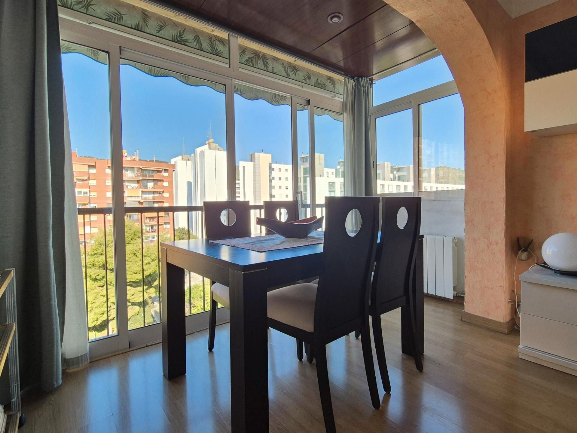 Dining room of Flat for sale in  Barcelona Capital  with Heating and Parquet flooring