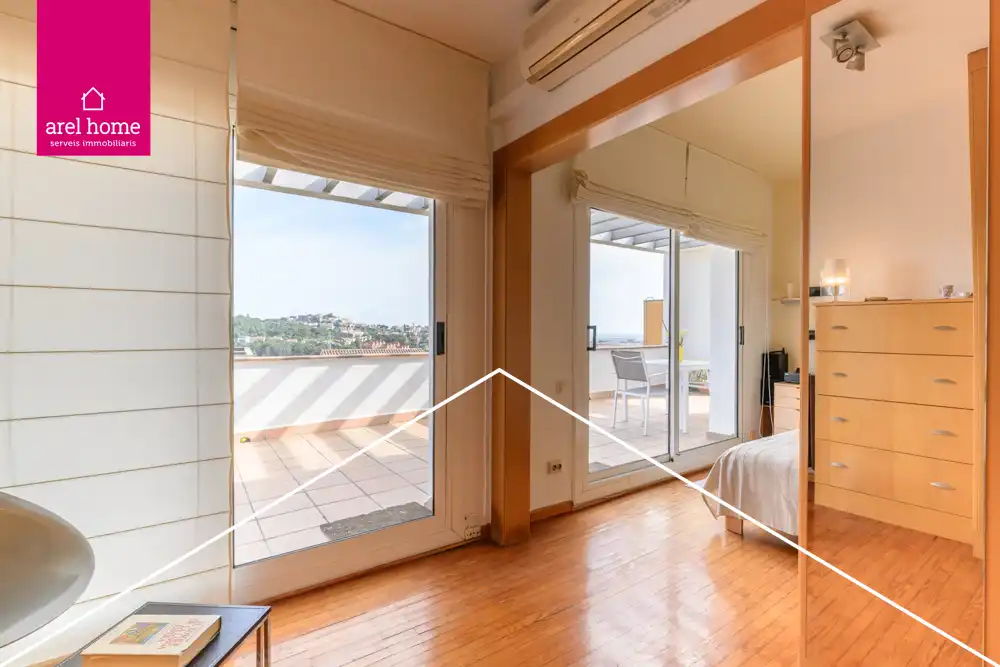 Bedroom of Houses for sale in Sant Just Desvern  with Heating, Private garden and Parquet flooring