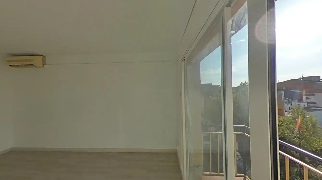 Balcony of Flat for sale in Sabadell  with Heating