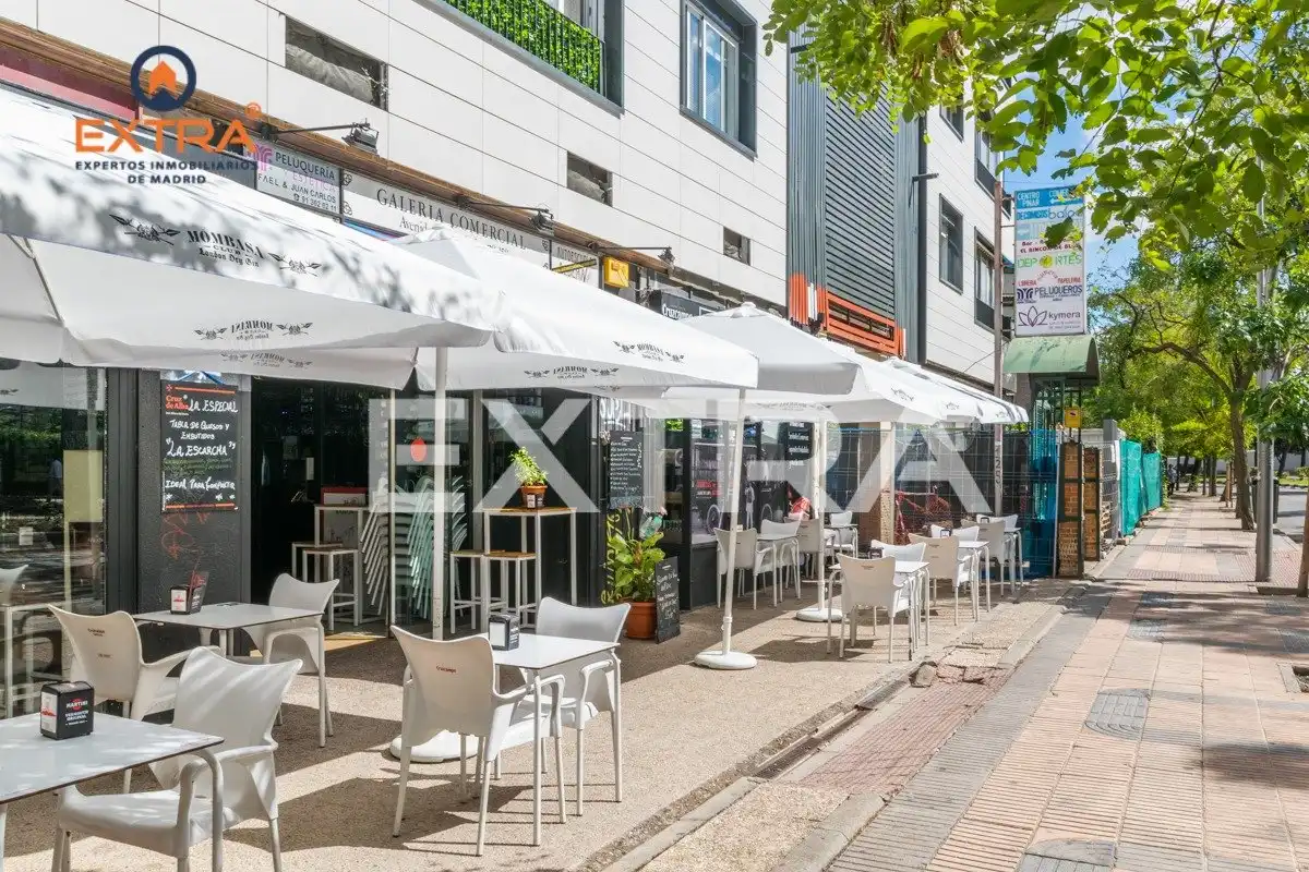 Exterior view of Garage for sale in Madrid