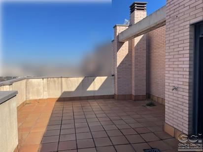 Terrassa de Casa adosada en venda en Valdemoro amb Aire condicionat i Jardí privat