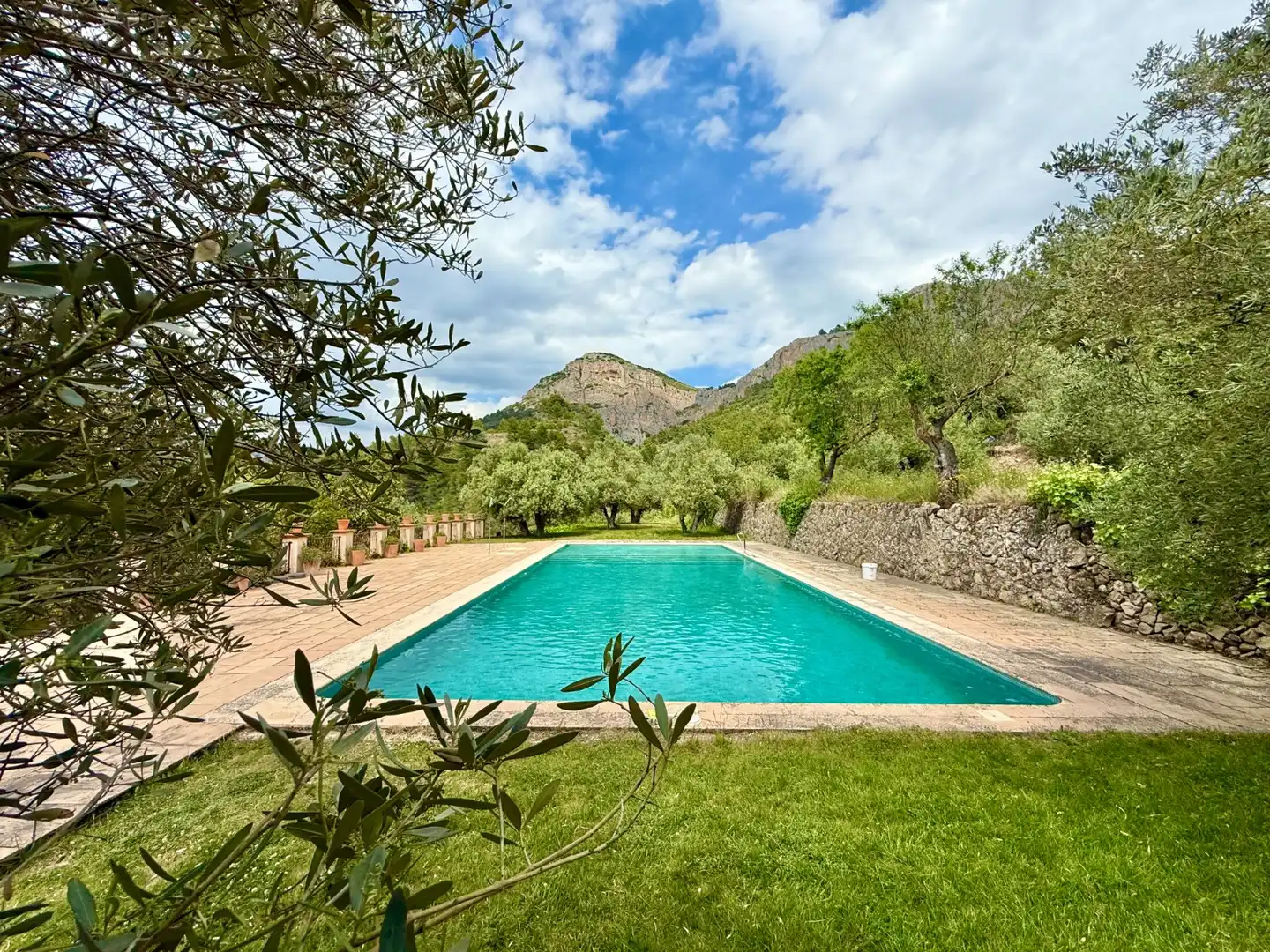Piscina de Finca rústica en venda en Alcoleja amb Aire condicionat, Jardí privat i Terrassa