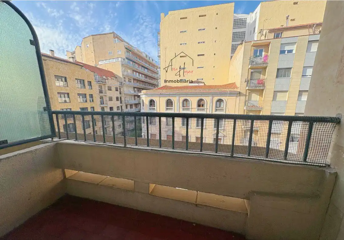 Balcony of Flat for rent in Salamanca Capital  with Heating, Parquet flooring and Balcony